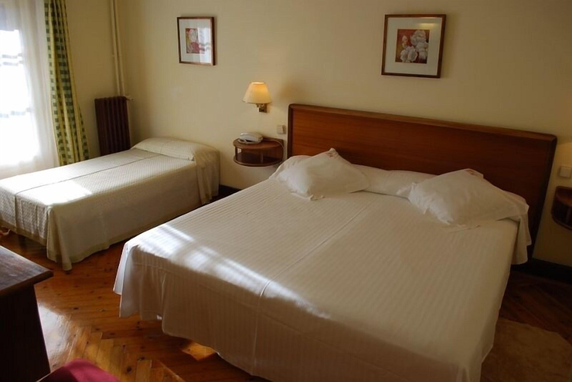Hotel Adsera La Molina  Eksteriør bilde